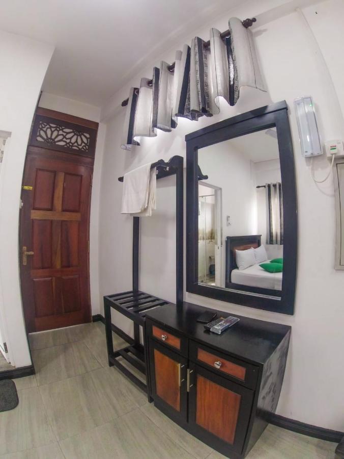 Bed and Breakfast Nap Station à Kandy Extérieur photo